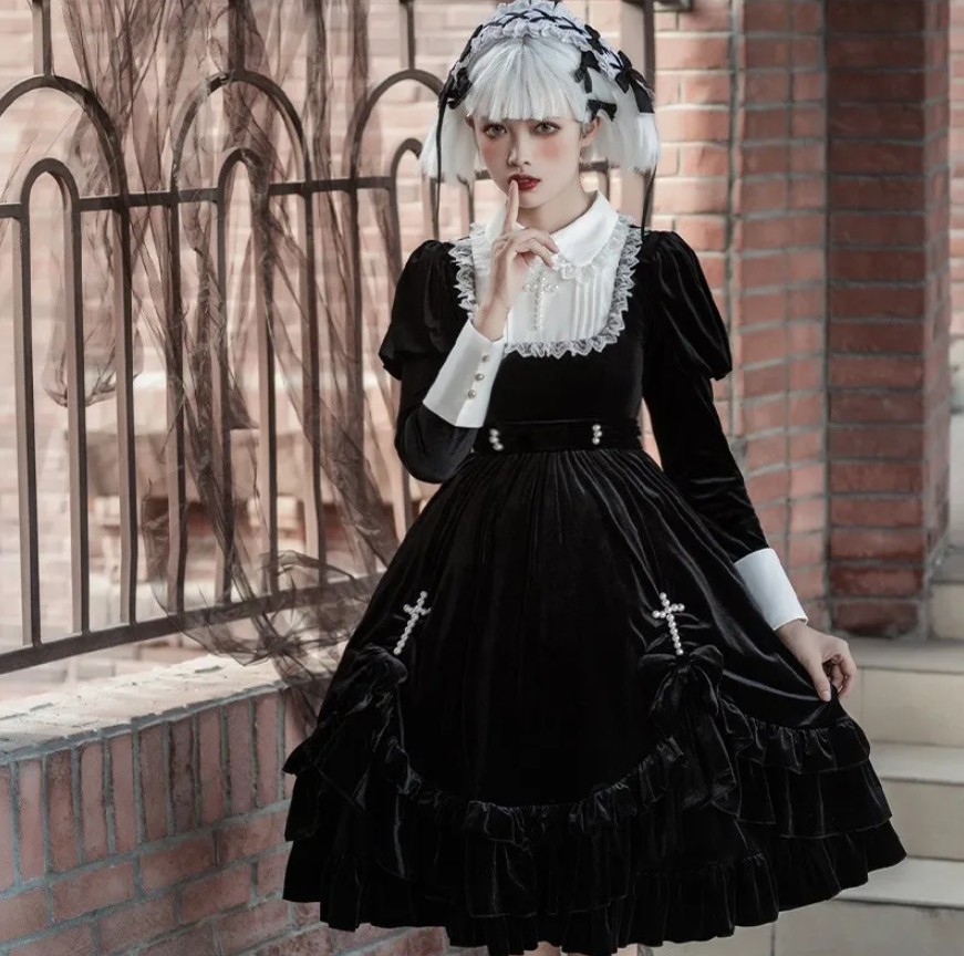Lolita Fashion