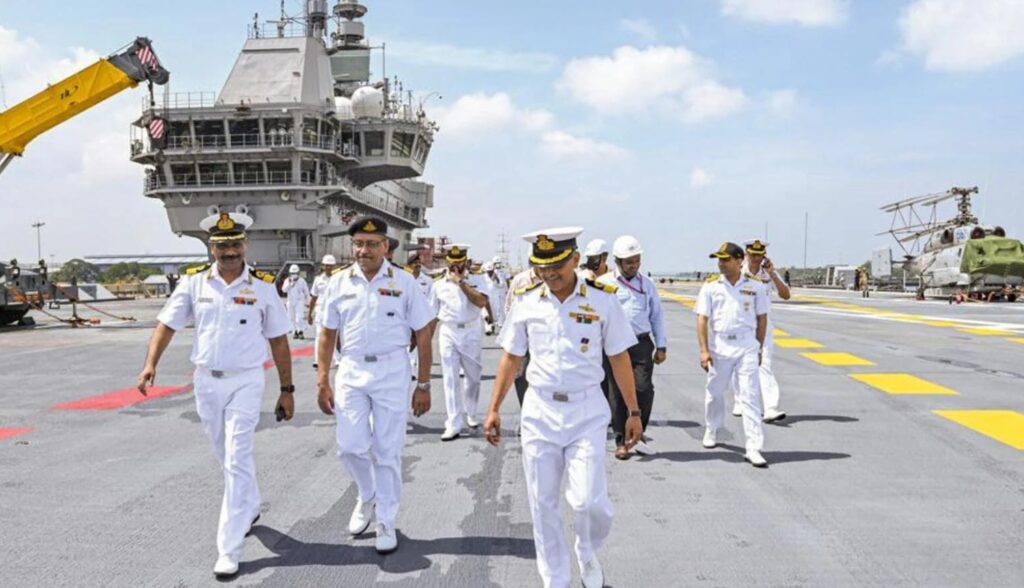 Navy Outfit Ideas: Timeless Style for Every Occasion Navy Outfit